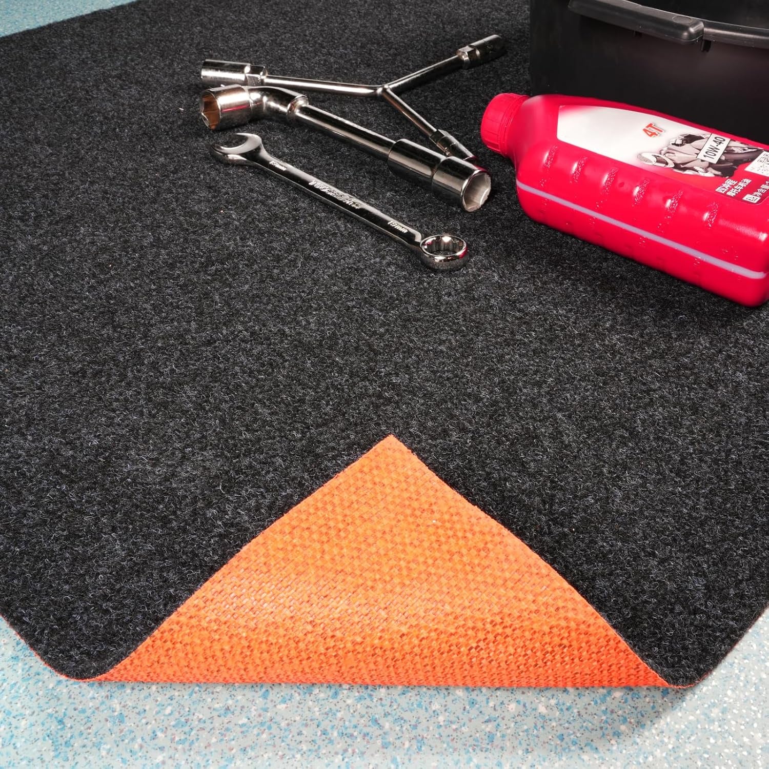 32" X 32" Square Heavy Duty Oil Spill Mat Waterproof 1/4" Rubber Backing Garage Floor Protector